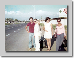 Returning from the Onyx Factory with George Copsey, Anna Smits, Sue Fielding & Ana Eva Heuberger 